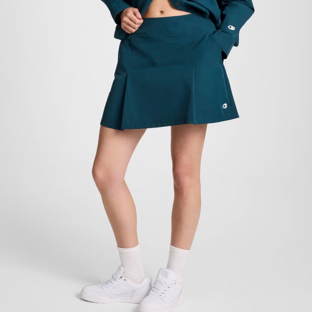 Champion - Women’s pleated Skort